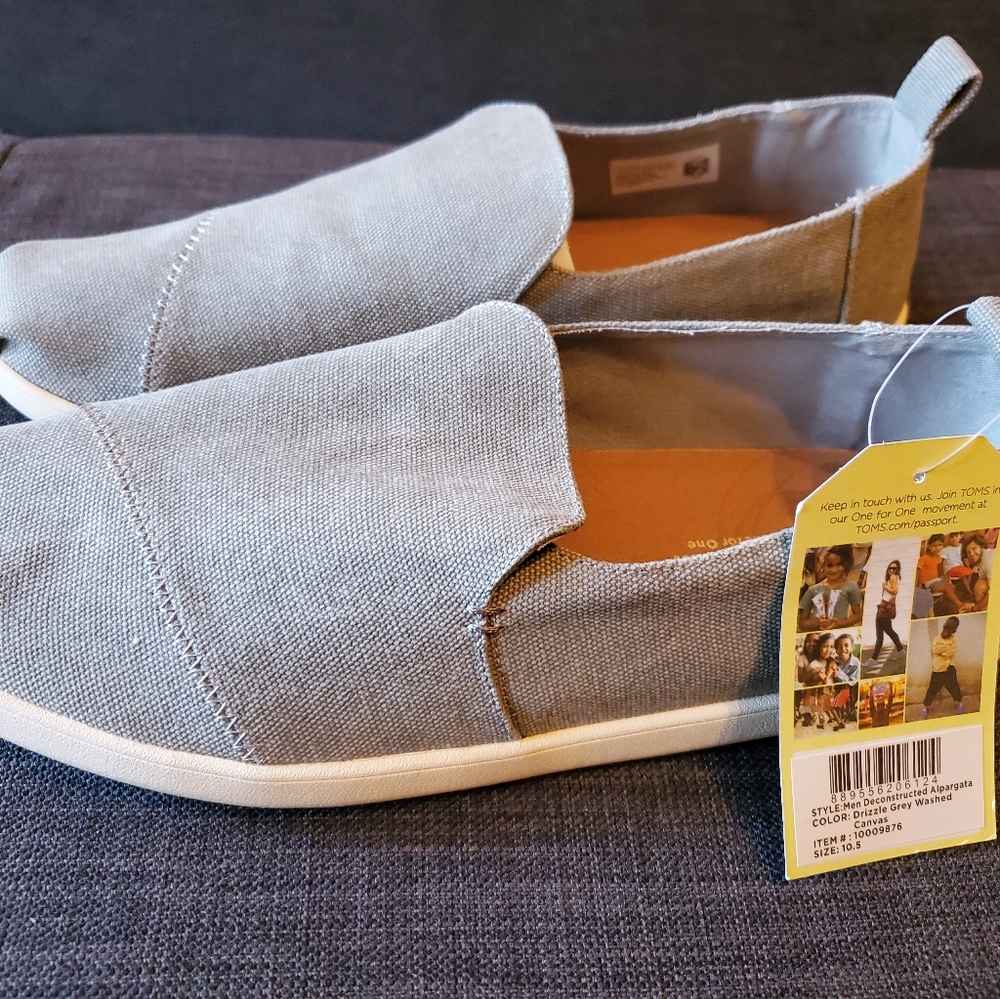 Tom's Men Canvas Slip-Ons